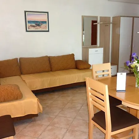 Apartmán Nin 6153b *
