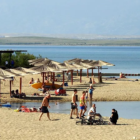 Nin 6153b Apartmán Dračevac